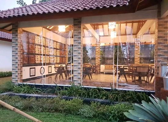 Jual Roller Monsoon PVC Outdoor Sharp Point, tirai outdoor bergaransi. Gratis pasang Jabodetabek, cocok untuk rumah & bisnis