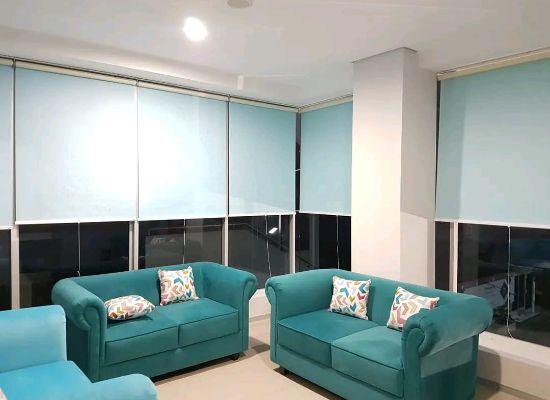 Jual Roller Blind Motorized Sharp Point dengan motor Somfy & Novo, bahan Solar Screen, Blackout & Dimout, original bergaransi